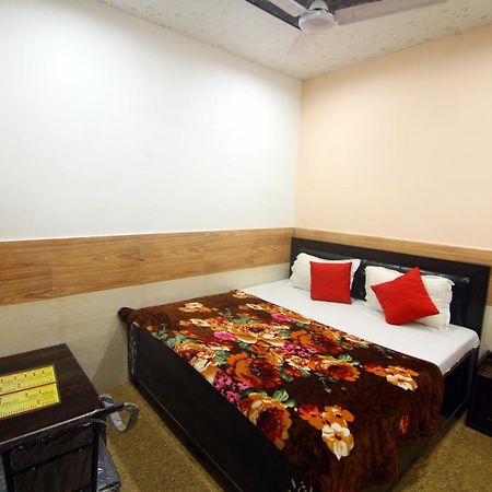 Hotel Amron45 Chandīgarh Extérieur photo