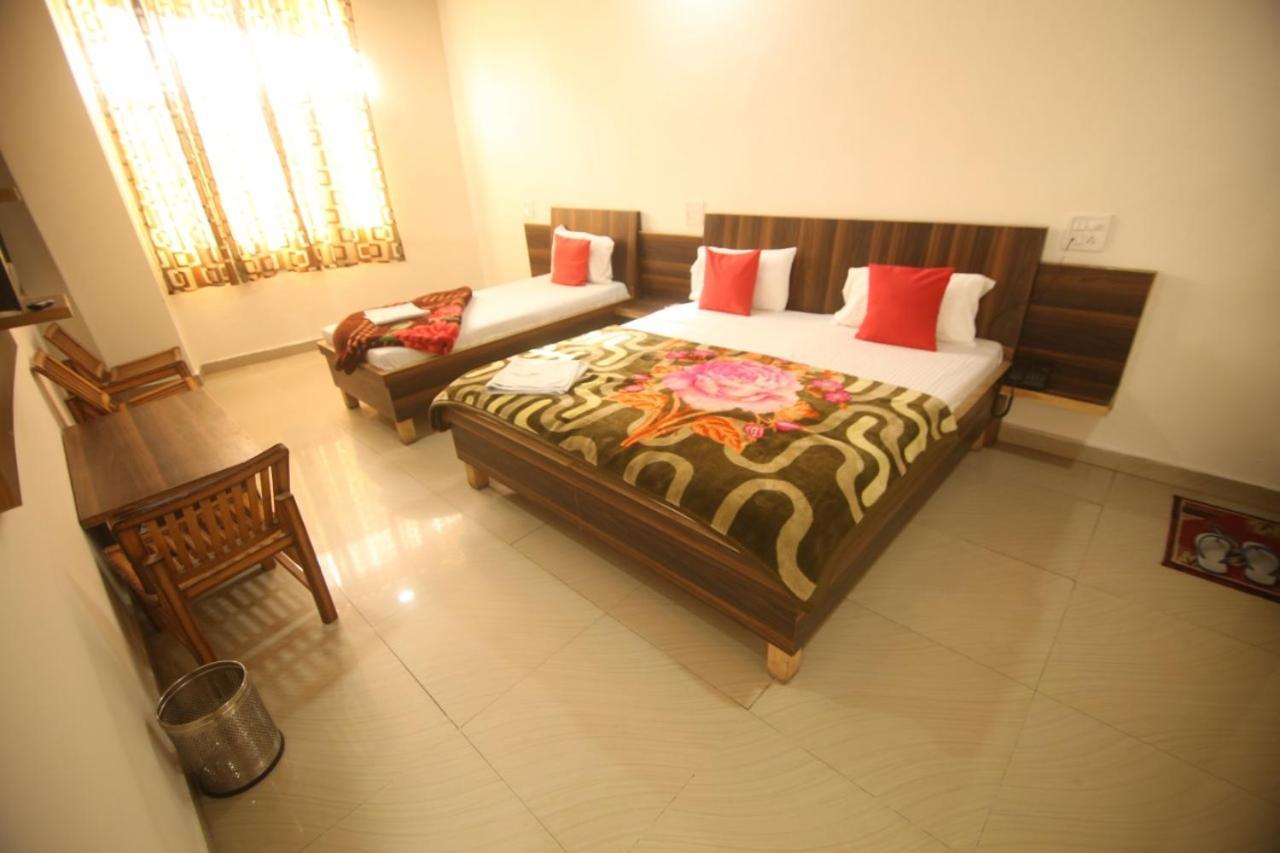 Hotel Amron45 Chandīgarh Extérieur photo
