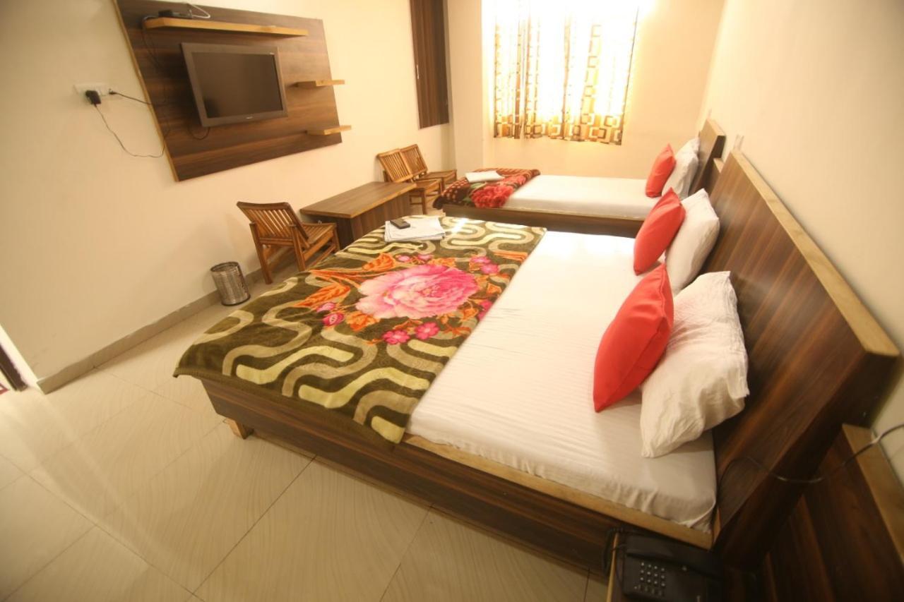 Hotel Amron45 Chandīgarh Extérieur photo