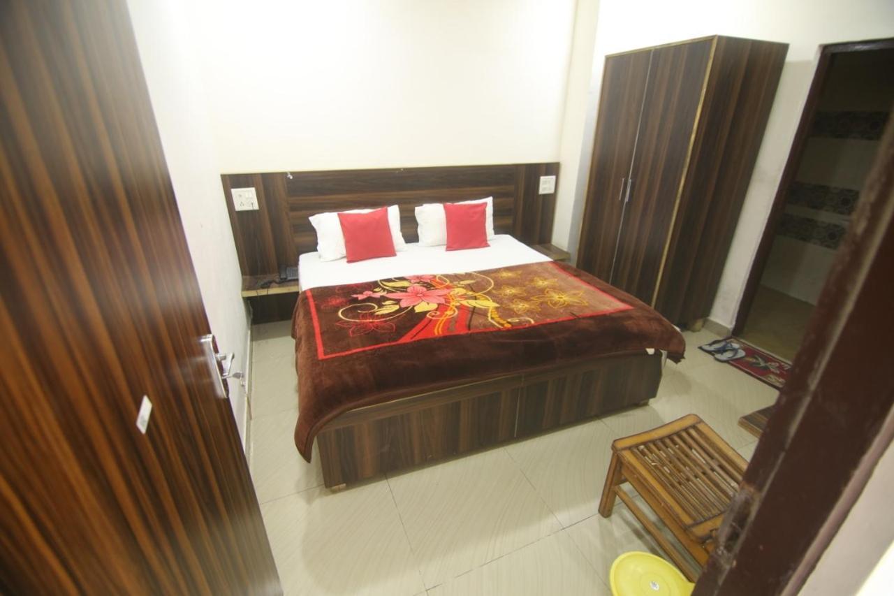 Hotel Amron45 Chandīgarh Extérieur photo